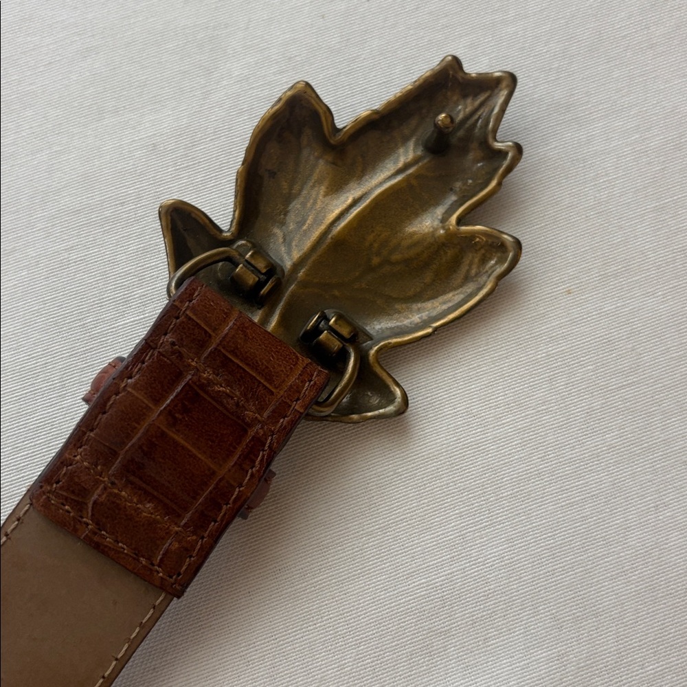 Talbots Brown Leather Belt with Gold Leaf Accent - large - Picture 6 of 7